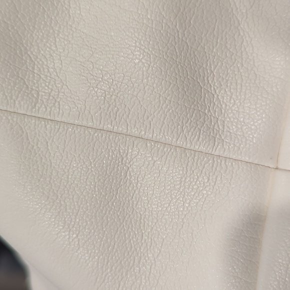 Aritzia Wilfred Shine Bustier Vegan Leather Birch - Picture 7 of 9